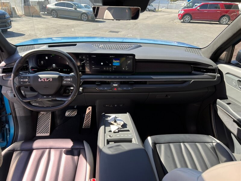 Used 2024 Kia EV9 GT-Line AWD/4WD image 23