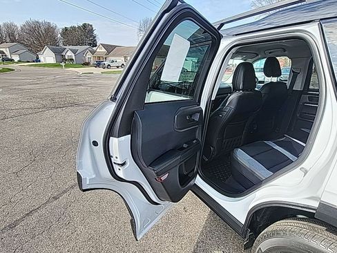 New 2026 Ford Bronco Sport Outer Banks AWD/4WD image 18