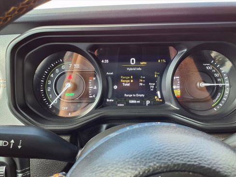 Used 2024 Jeep Wrangler Unlimited Sahara image 13