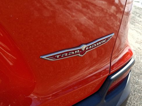 Used 2021 Jeep Cherokee Trailhawk w/ Sun, Sound & Nav Group image 31