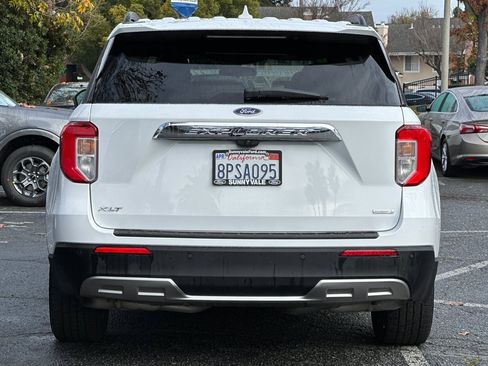 Certified 2020 Ford Explorer XLT w/ Equipment Group 202A image 5