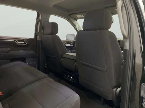 Used 2025 Chevrolet Silverado 1500 LT AWD/4WD image 63