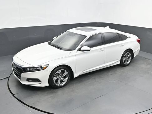 Used 2019 Honda Accord EX image 26