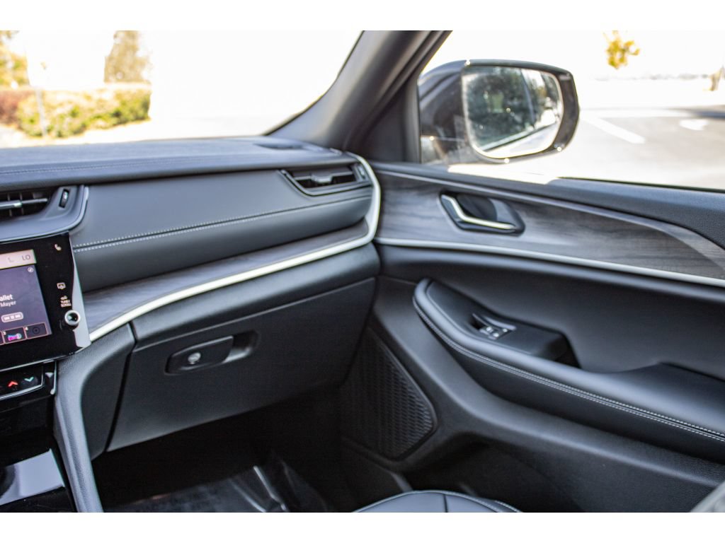 New 2026 Jeep Grand Cherokee Limited AWD/4WD image 53