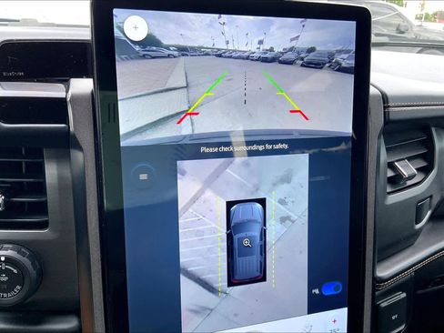 Used 2023 Ford Expedition Platinum AWD/4WD image 27