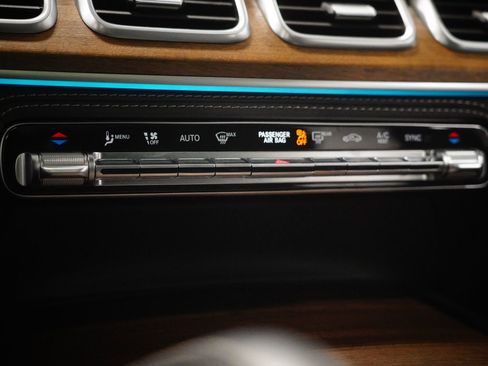 Certified 2021 Mercedes-Benz GLS 63 AMG 4MATIC image 27