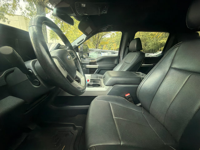 Used 2022 Ford F250 Lariat w/ Black Appearance Package AWD/4WD image 4