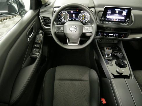New 2026 Nissan Rogue SV AWD/4WD image 19