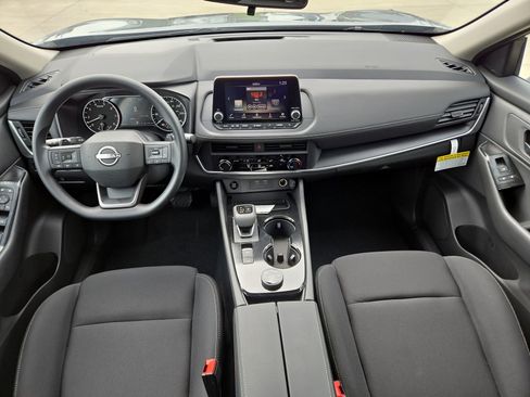 New 2026 Nissan Rogue S image 12