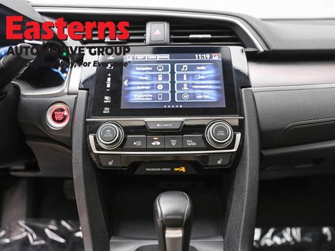 Used 2017 Honda Civic Touring image 12