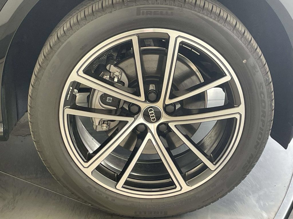 New 2026 Audi Q5 Premium Plus AWD/4WD image 14