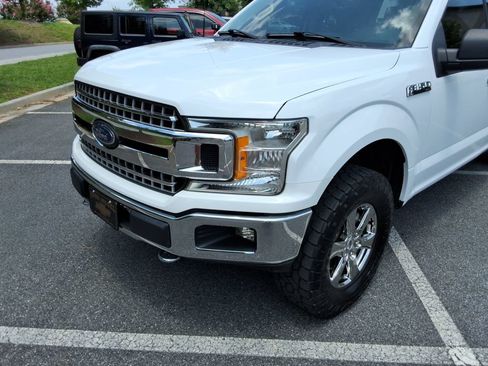 Used 2020 Ford F150 XLT w/ Equipment Group 302A Luxury AWD/4WD image 9