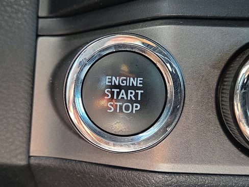 Used 2019 Toyota Tacoma TRD Off-Road AWD/4WD image 20