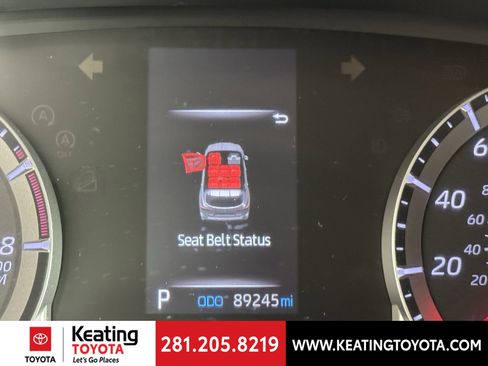 Used 2022 Toyota Highlander LE image 26