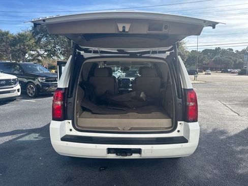 Used 2018 Chevrolet Tahoe LT image 10