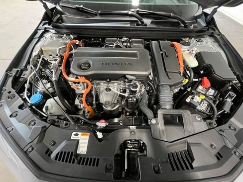 Used 2025 Honda Accord Sport image 27