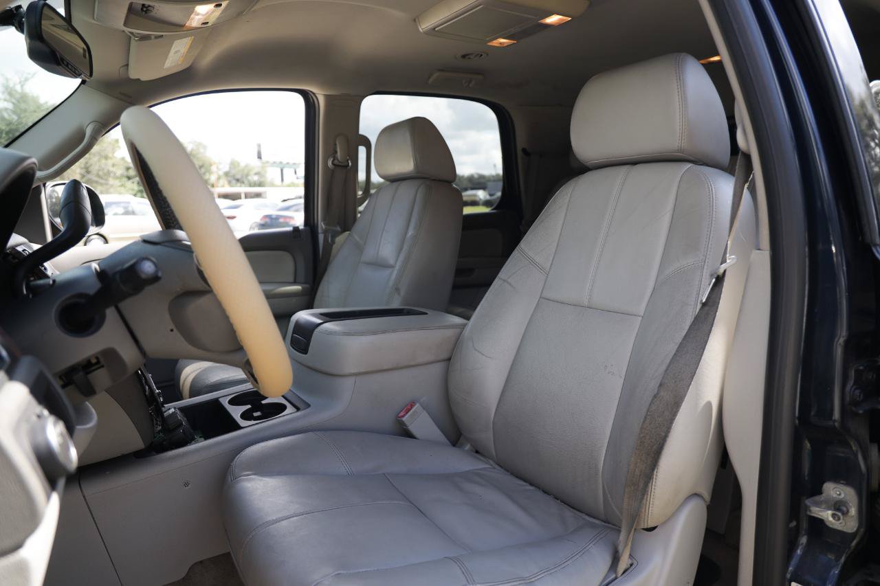 Used 2007 GMC Yukon SLT w/ SLT Preferred Equipment Group RWD image 6