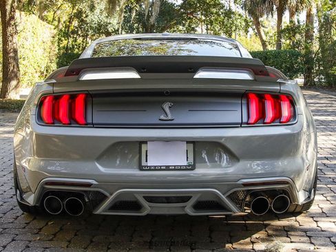 Used 2020 Ford Mustang Shelby GT500 w/ Technology Package image 7