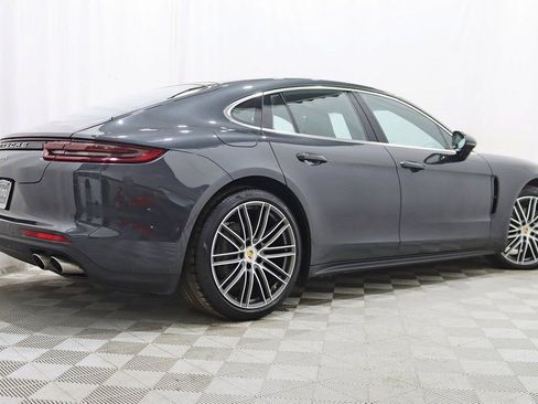 Used 2017 Porsche Panamera 4S image 9
