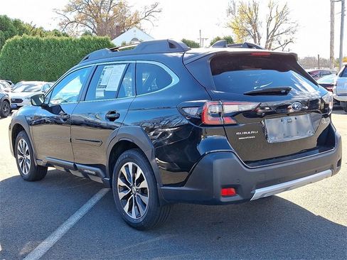Used 2023 Subaru Outback Limited image 4