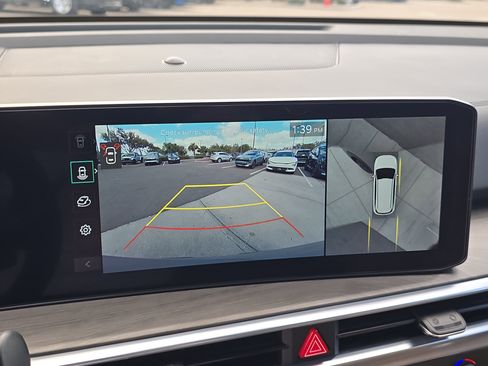 Used 2025 Kia Sorento SX Prestige w/ Olive Brown Leather Package image 26