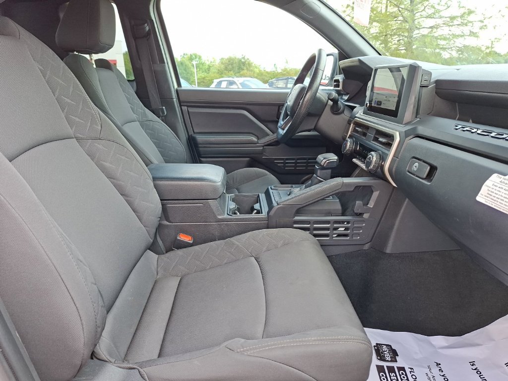 Used 2024 Toyota Tacoma SR RWD image 27