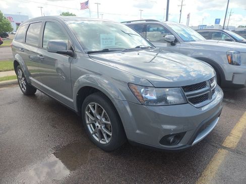 Used 2019 Dodge Journey GT AWD/4WD image 1
