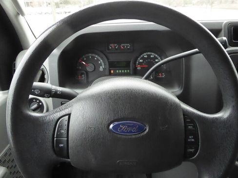 Used 2012 Ford E-350 and Econoline 350 XL w/ Interior Upgrade Pkg image 11