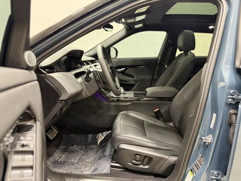 Used 2025 Land Rover Range Rover Evoque S image 15