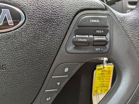 Used 2017 Kia Forte LX w/ LX Popular Package FWD image 23