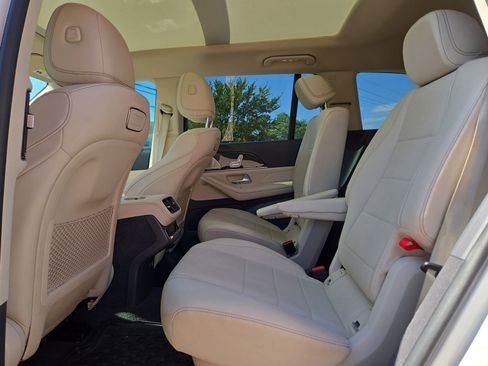 Used 2020 Mercedes-Benz GLS 450 4MATIC image 13