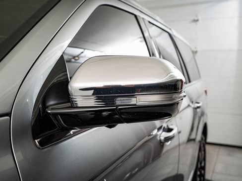 Used 2023 Lincoln Navigator Black Label image 16