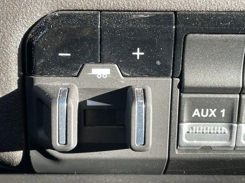 Used 2022 RAM 2500 Tradesman image 28