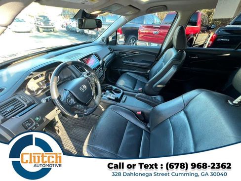 Used 2017 Honda Pilot Touring image 13