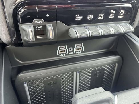 New 2026 RAM 3500 Laramie w/ Towing Technology Group image 23