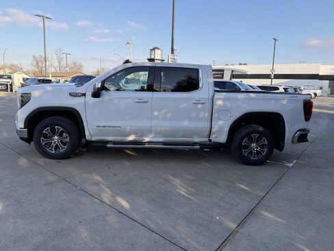 New 2026 GMC Sierra 1500 SLE w/ Preferred Package AWD/4WD image 8