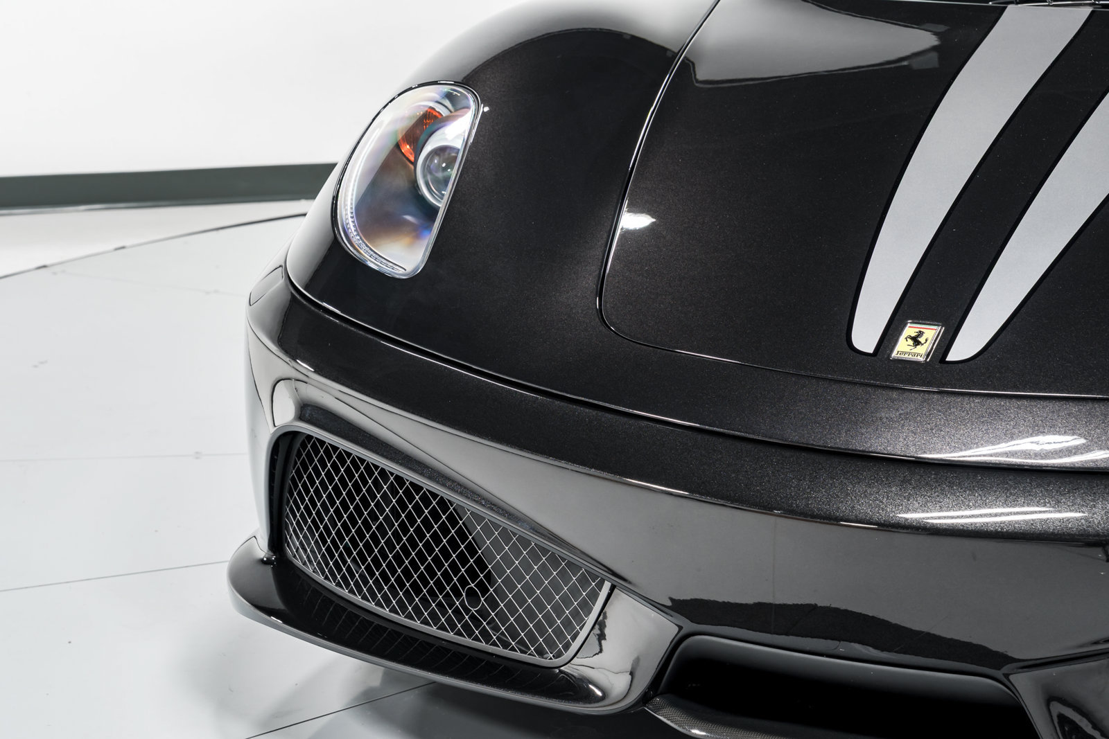 Used 2009 Ferrari F430 Scuderia RWD image 34