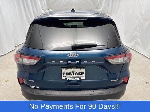 Certified 2020 Ford Escape SE image 3