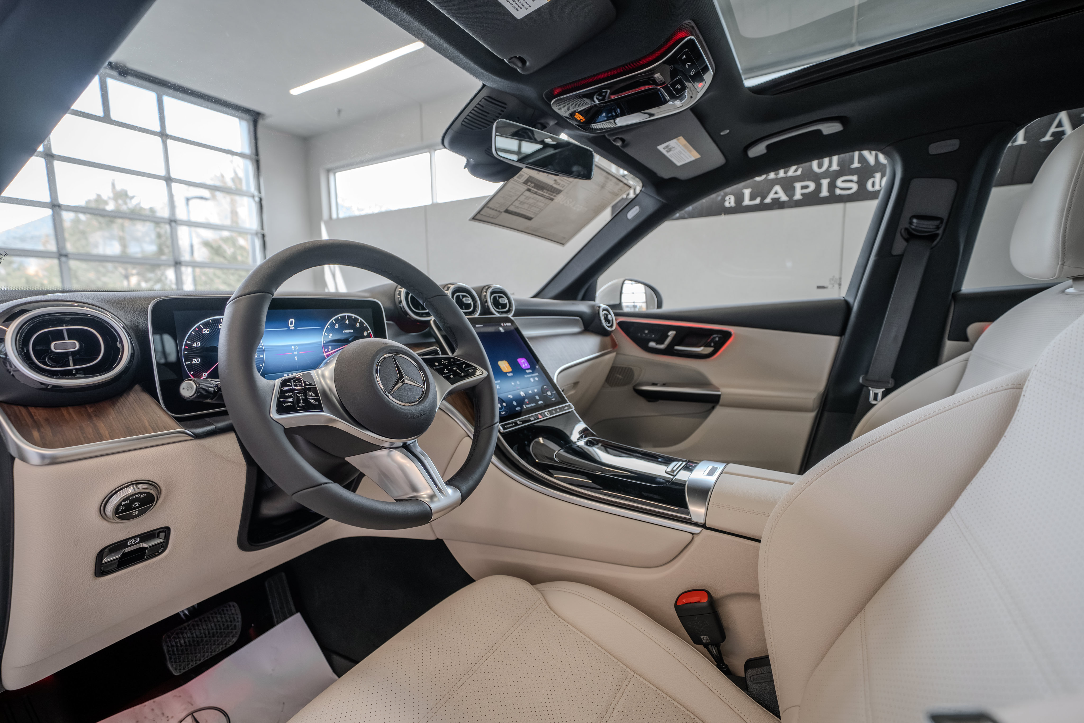 Certified 2026 Mercedes-Benz GLC 300 4MATIC image 6