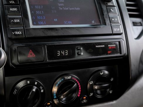 Used 2013 Toyota Tacoma 2WD Access Cab image 22