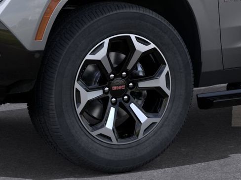 New 2026 GMC Yukon AT4 Ultimate w/ LPO, Floor Liner Package AWD/4WD image 9