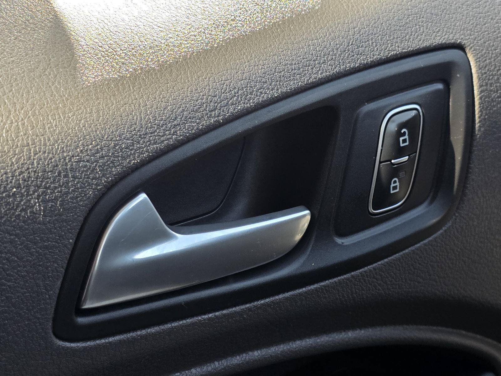 Used 2022 Ford Transit Connect XLT FWD image 10