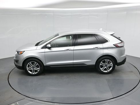 Certified 2018 Ford Edge Titanium image 45