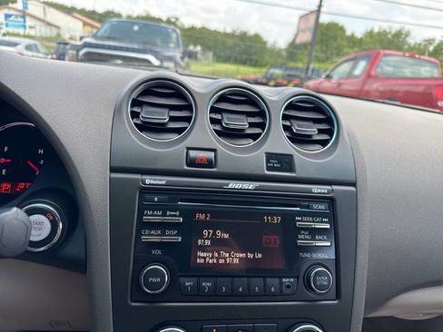 Used 2013 Nissan Altima 2.5 S w/ Premium Pkg image 26