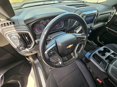 Used 2020 Chevrolet Silverado 1500 LT w/ Texas Edition image 9