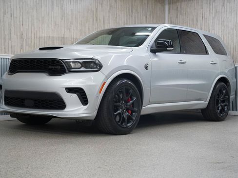 Used 2023 Dodge Durango SRT Hellcat AWD/4WD image 4