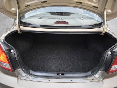 Used 2005 Kia Rio Sedan image 20