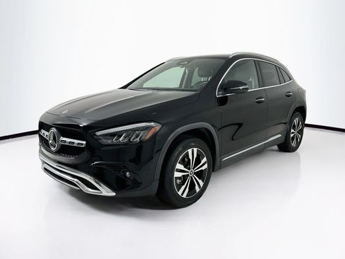 Certified 2025 Mercedes-Benz GLA 250 image 3