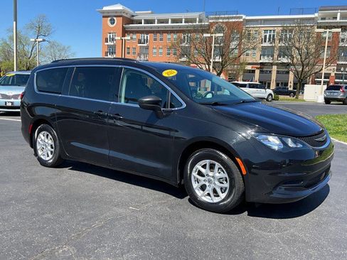 Used 2021 Chrysler Voyager Lxi FWD image 42