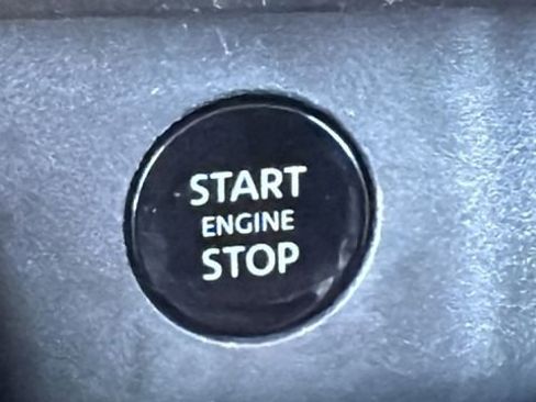 Certified 2024 Nissan Rogue S image 17